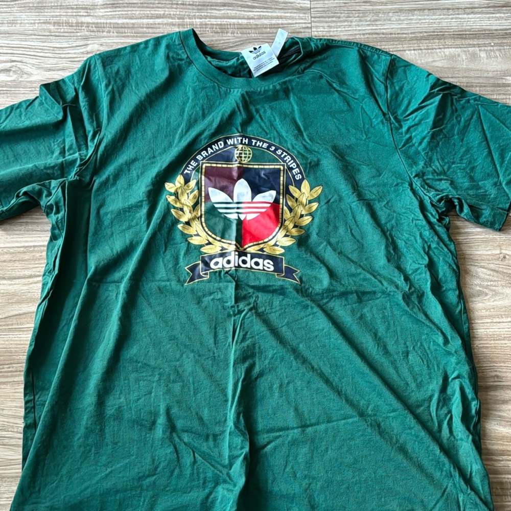 Adidas t-shirt
